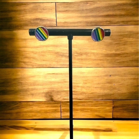 Pride stud earrings - Picture 1 of 2